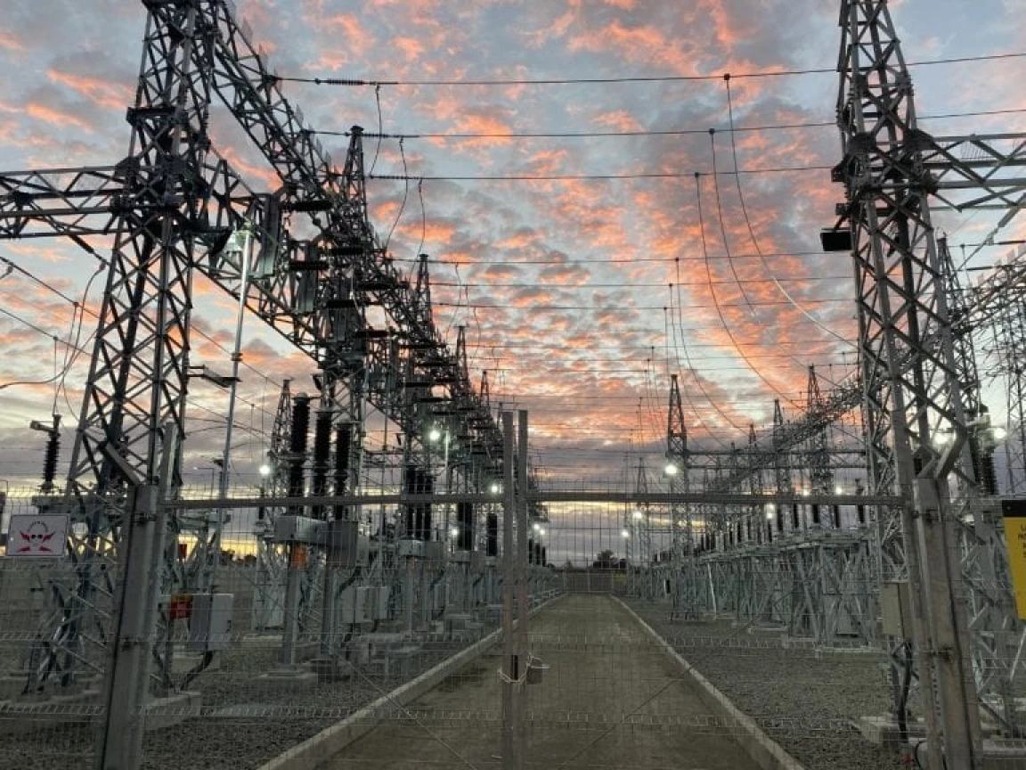 El Ministerio de Energía y expertos de California trabajarán en conjunto para potenciar la transición energética